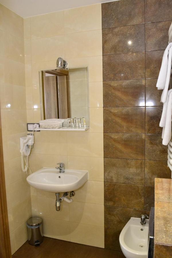 Comfort-24 Słupca Dış mekan fotoğraf