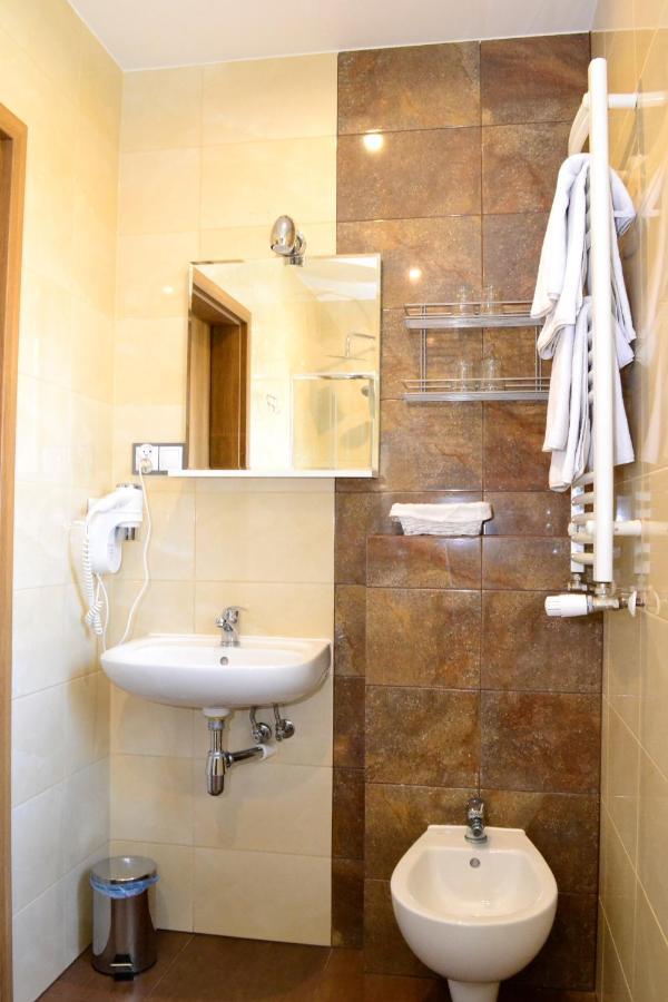 Comfort-24 Słupca Dış mekan fotoğraf